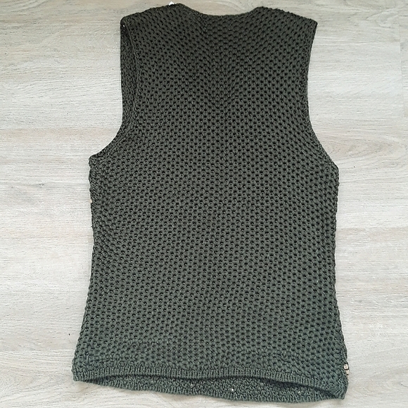 Liz Claiborne Green Knit Sweater Vest with Wooden Beads Size Large - Picture 10 of 10